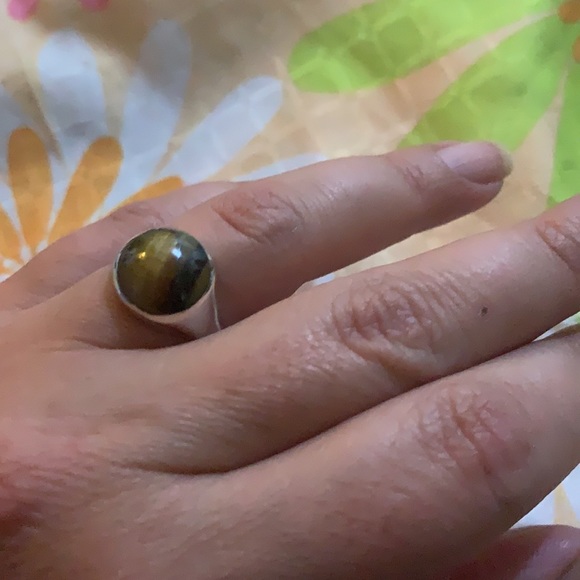 π
π
silver and tiger eye ring - Picture 7 of 7
